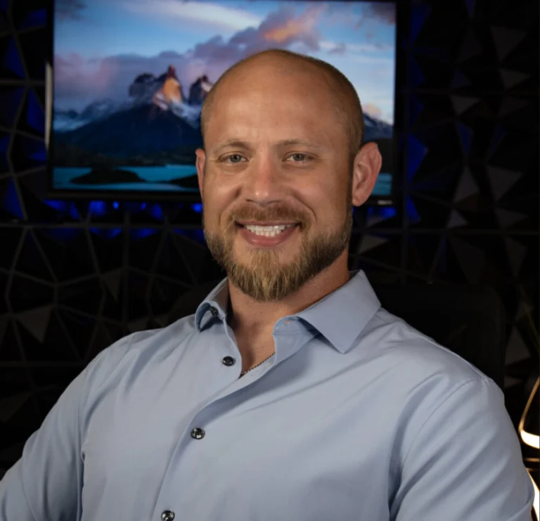 Headshot image of Andrew Longron